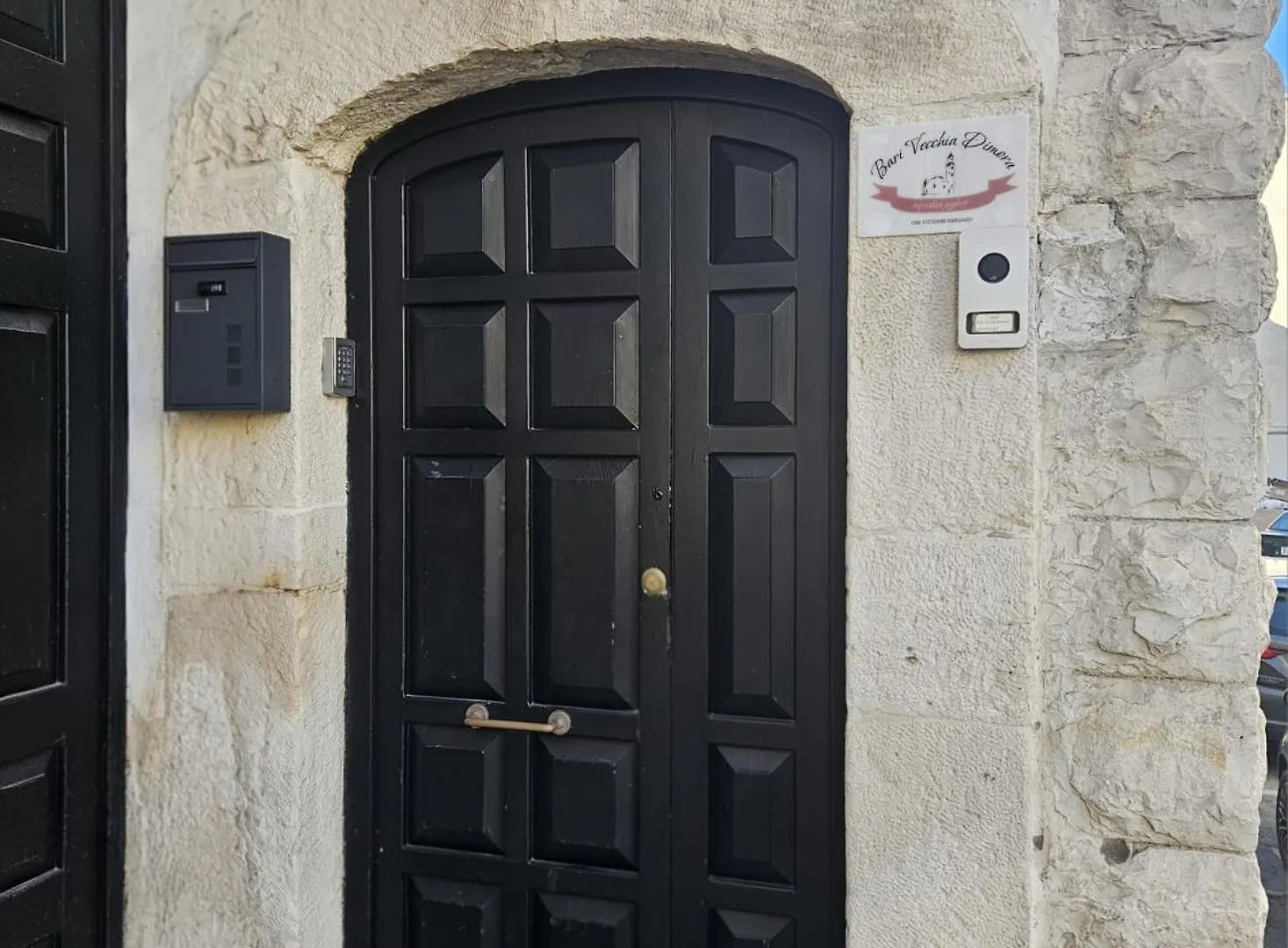 Top Hotels in Bari Old Town for Every Traveler